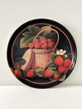 Vintage Giftco Strawberry Metal Serving Tray Round 12” Country Kitchen Farmhouse